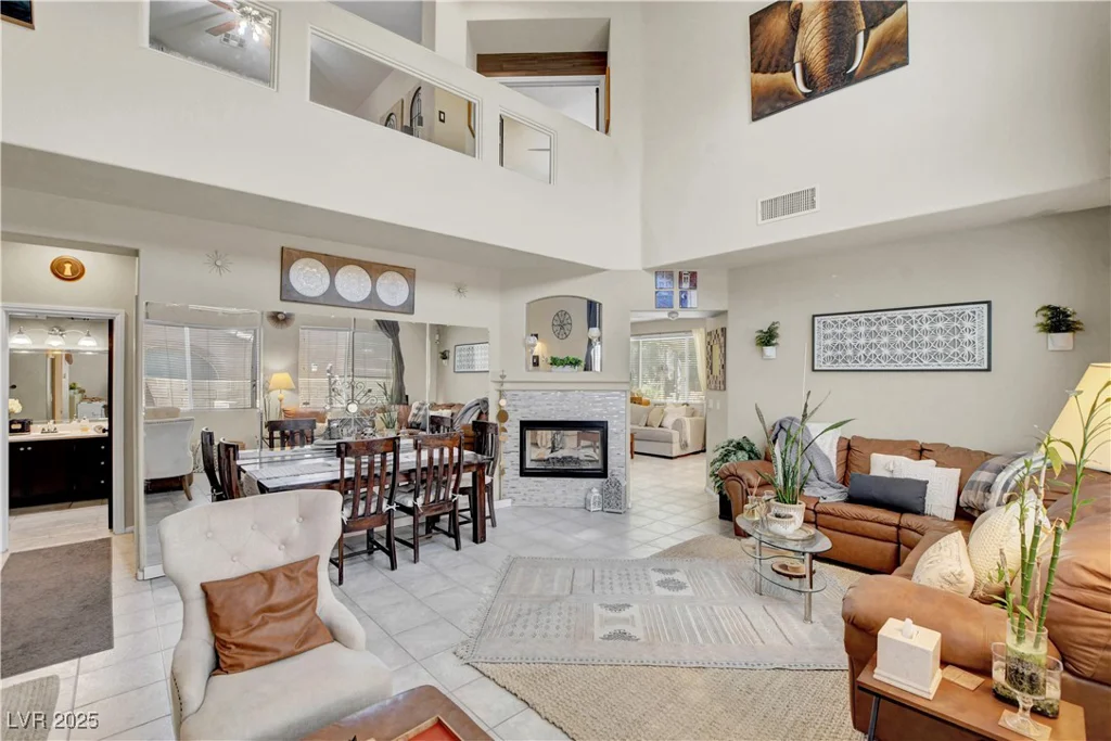 10298 Torrey Valley, Las Vegas, NV 89135