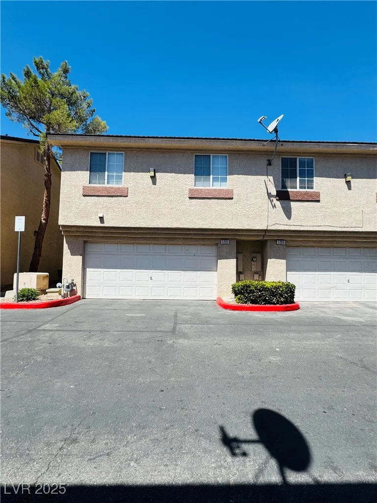 1201 Dusty Creek, Las Vegas, NV 89128