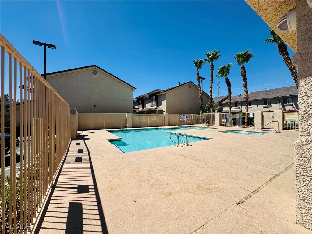 1201 Dusty Creek, Las Vegas, NV 89128