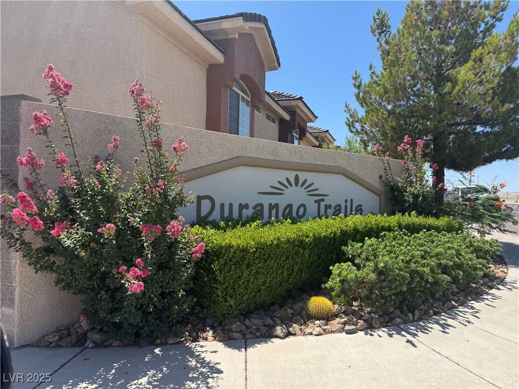 1201 Dusty Creek, Las Vegas, NV 89128