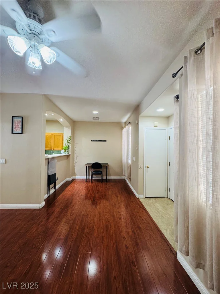 1201 Dusty Creek, Las Vegas, NV 89128
