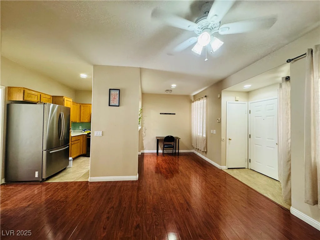 1201 Dusty Creek, Las Vegas, NV 89128