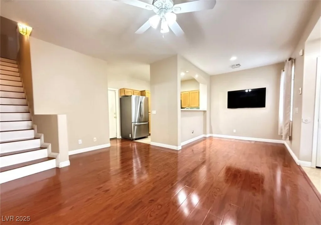 1201 Dusty Creek, Las Vegas, NV 89128