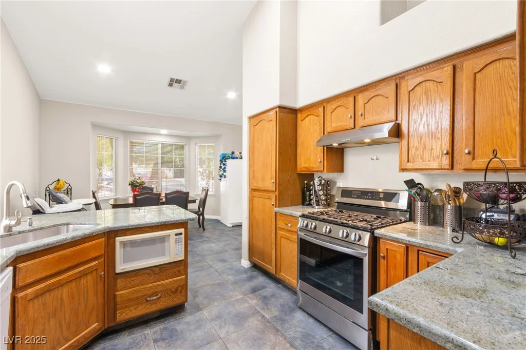 3806 Passionfruit, North Las Vegas, NV 89032