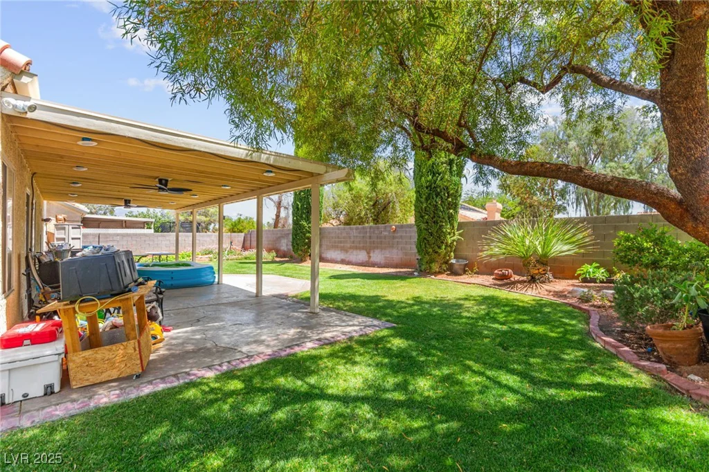 3806 Passionfruit, North Las Vegas, NV 89032