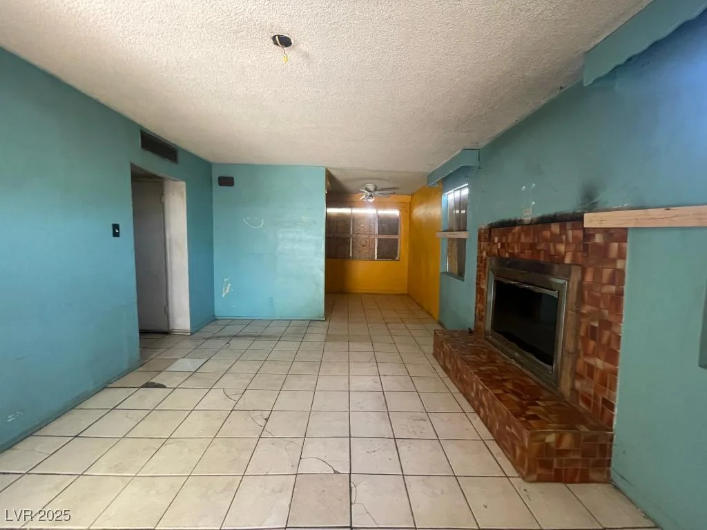 1498 Rexford, Las Vegas, NV 89104
