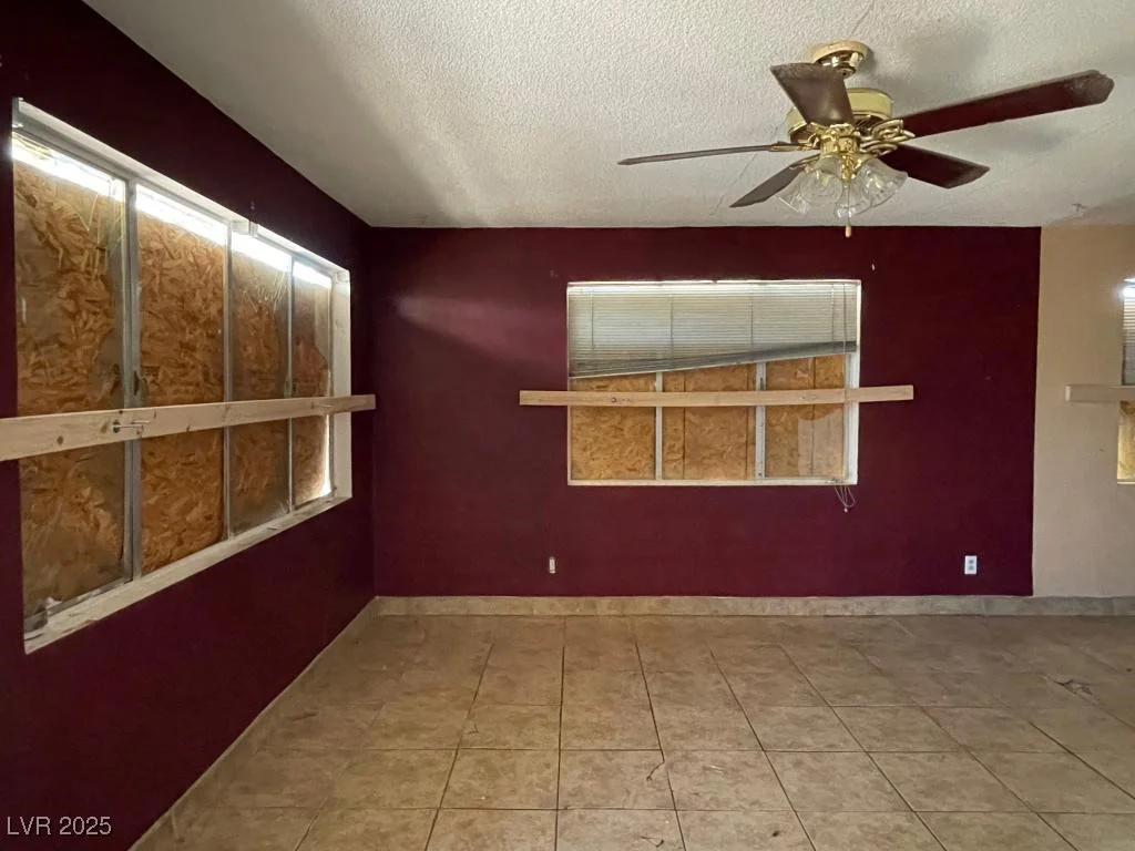 1498 Rexford, Las Vegas, NV 89104