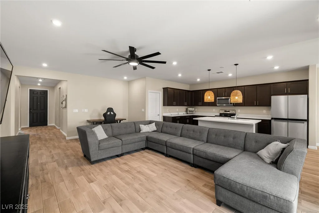 3942 Summit, Pahrump, NV 89061