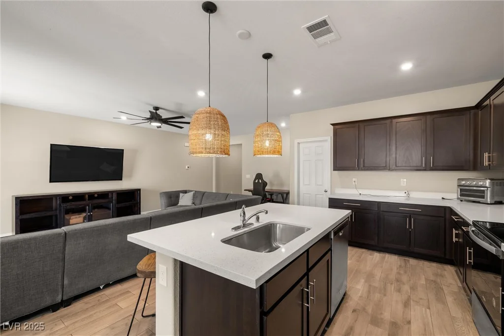3942 Summit, Pahrump, NV 89061