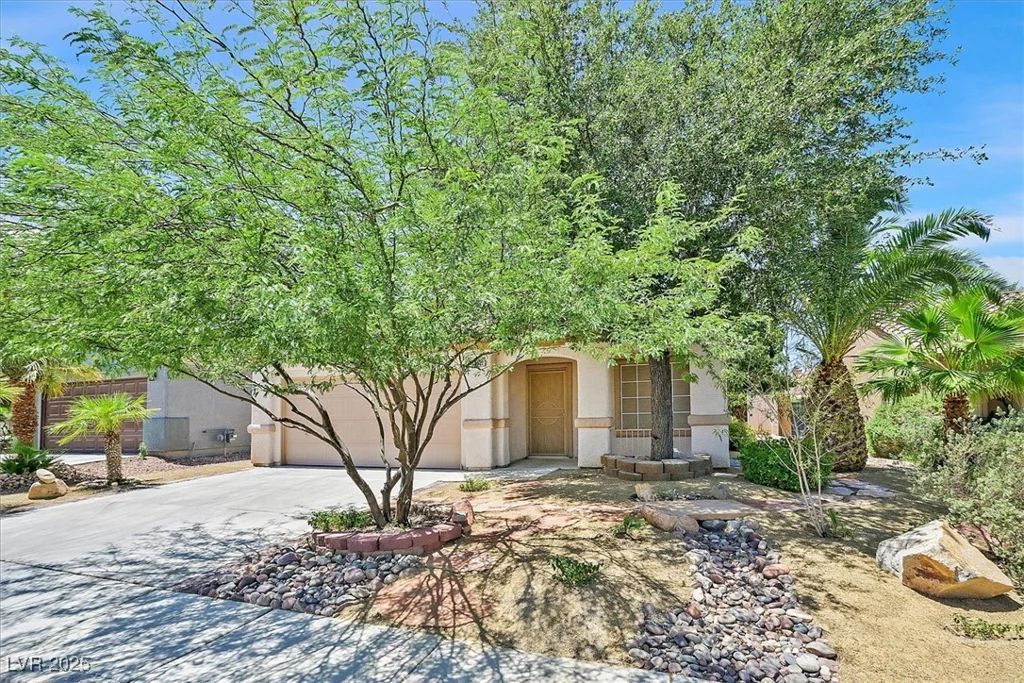9921 Rose Charmont, Las Vegas, NV 89183