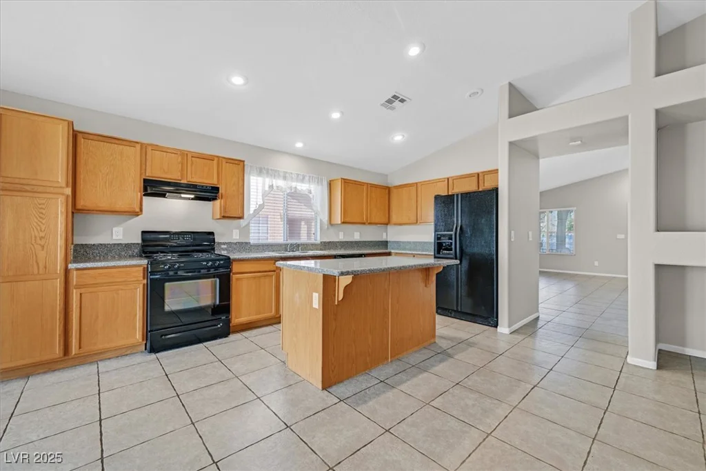 9921 Rose Charmont, Las Vegas, NV 89183