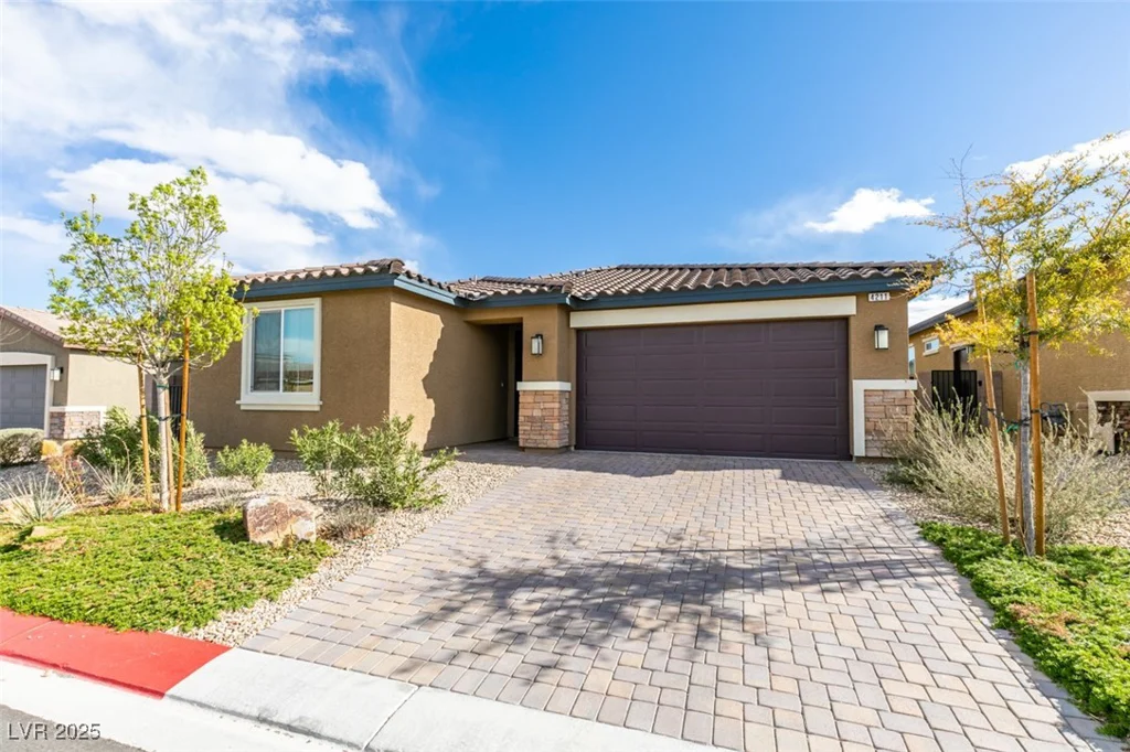 4211 Callisto, North Las Vegas, NV 89084