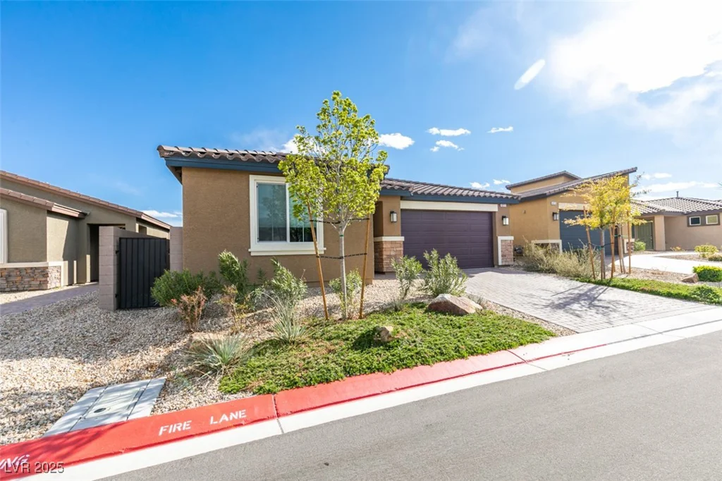 4211 Callisto, North Las Vegas, NV 89084