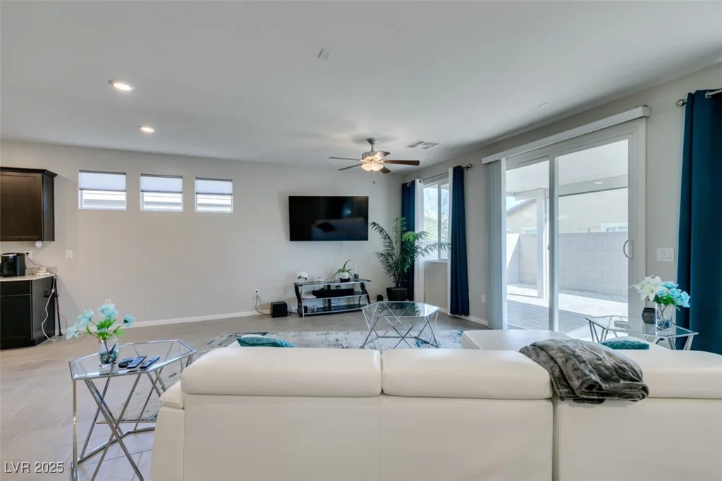 4211 Callisto, North Las Vegas, NV 89084