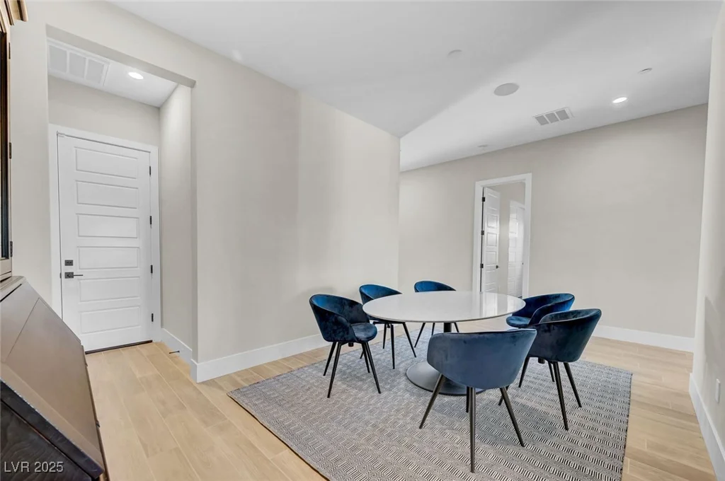 8946 Cassia Winds, Las Vegas, NV 89166