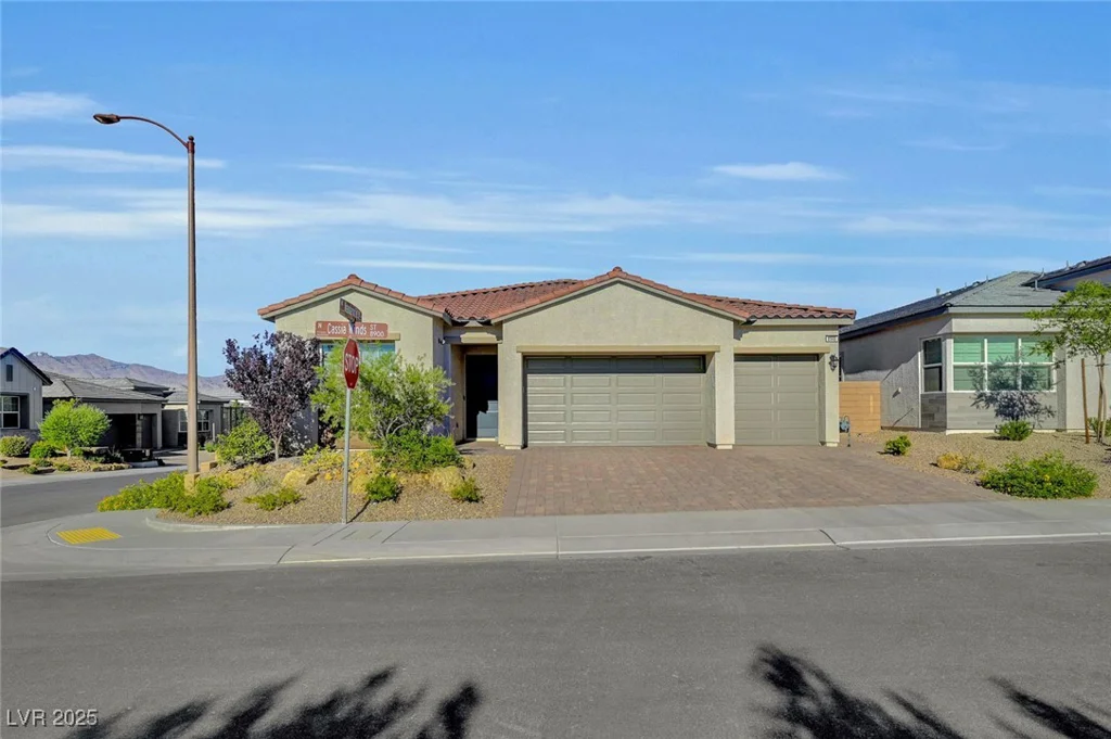 8946 Cassia Winds, Las Vegas, NV 89166