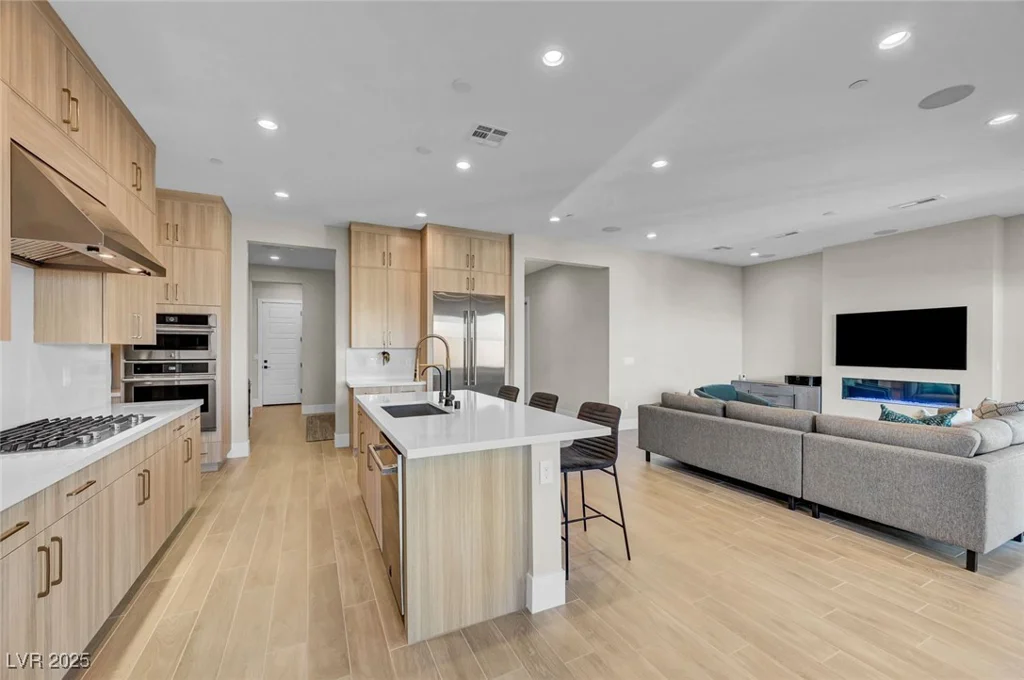 8946 Cassia Winds, Las Vegas, NV 89166