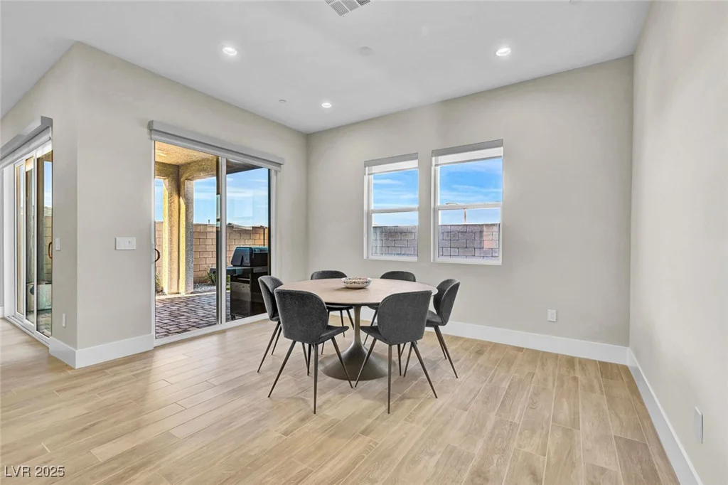 8946 Cassia Winds, Las Vegas, NV 89166