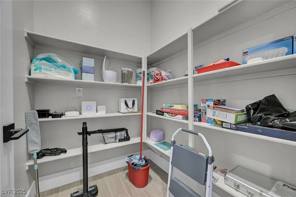 8946 Cassia Winds, Las Vegas, NV 89166