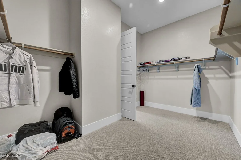 8946 Cassia Winds, Las Vegas, NV 89166