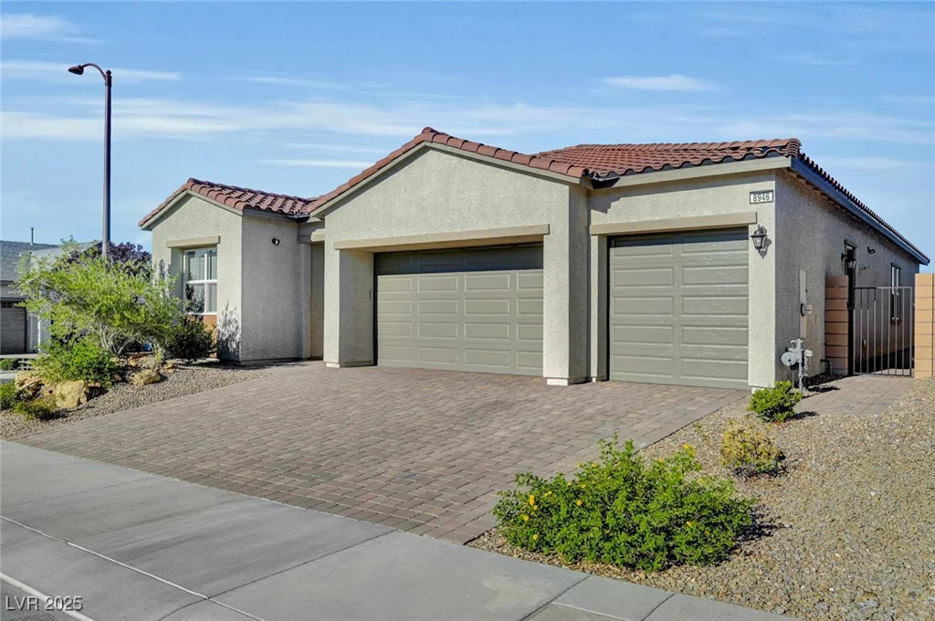 8946 Cassia Winds, Las Vegas, NV 89166