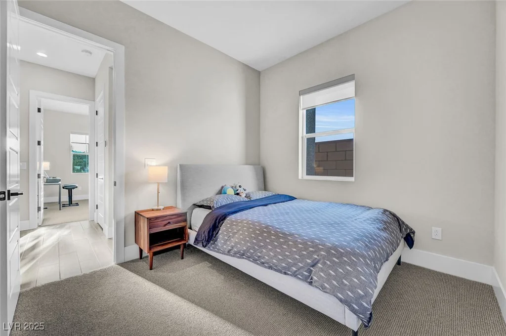 8946 Cassia Winds, Las Vegas, NV 89166