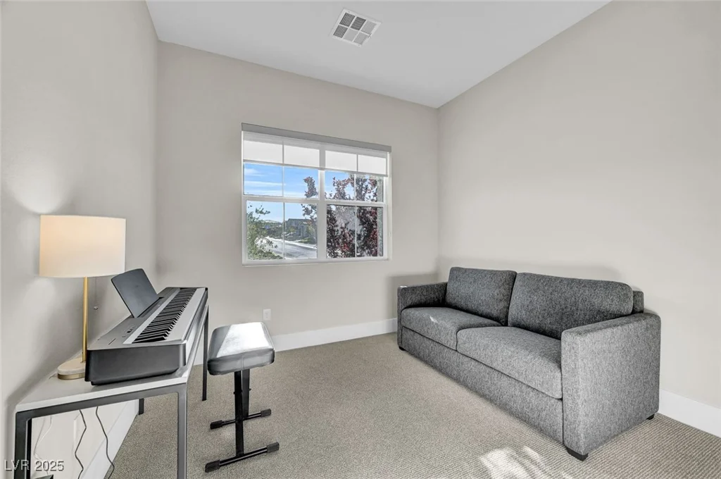 8946 Cassia Winds, Las Vegas, NV 89166