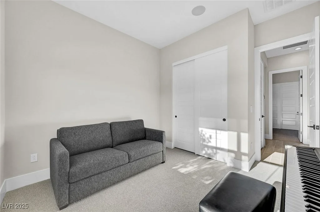 8946 Cassia Winds, Las Vegas, NV 89166