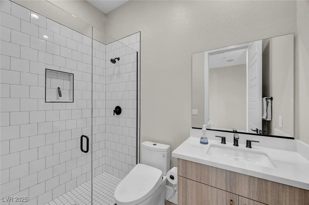 8946 Cassia Winds, Las Vegas, NV 89166
