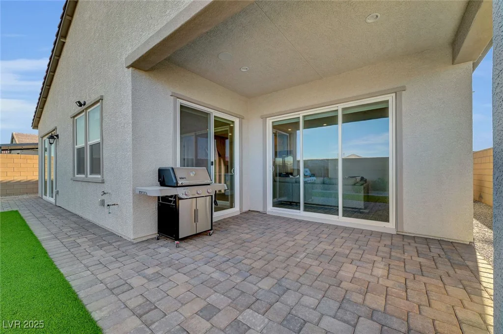 8946 Cassia Winds, Las Vegas, NV 89166