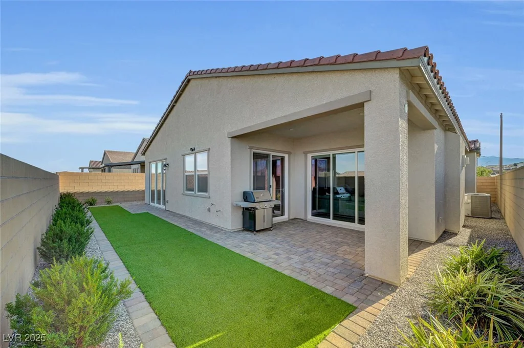 8946 Cassia Winds, Las Vegas, NV 89166