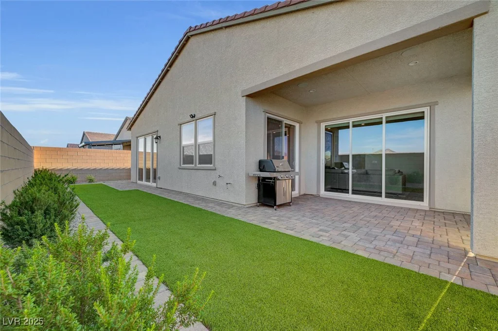 8946 Cassia Winds, Las Vegas, NV 89166