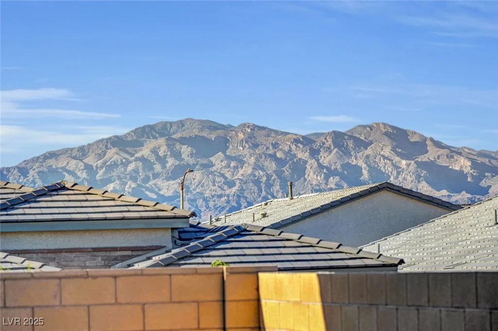 8946 Cassia Winds, Las Vegas, NV 89166