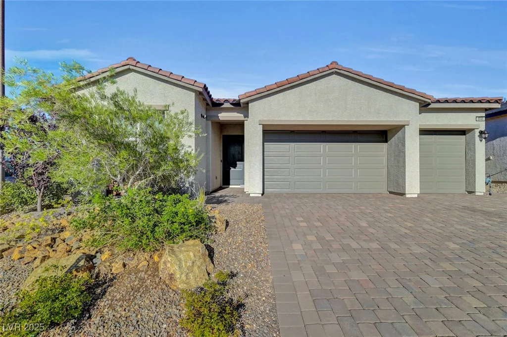 8946 Cassia Winds, Las Vegas, NV 89166