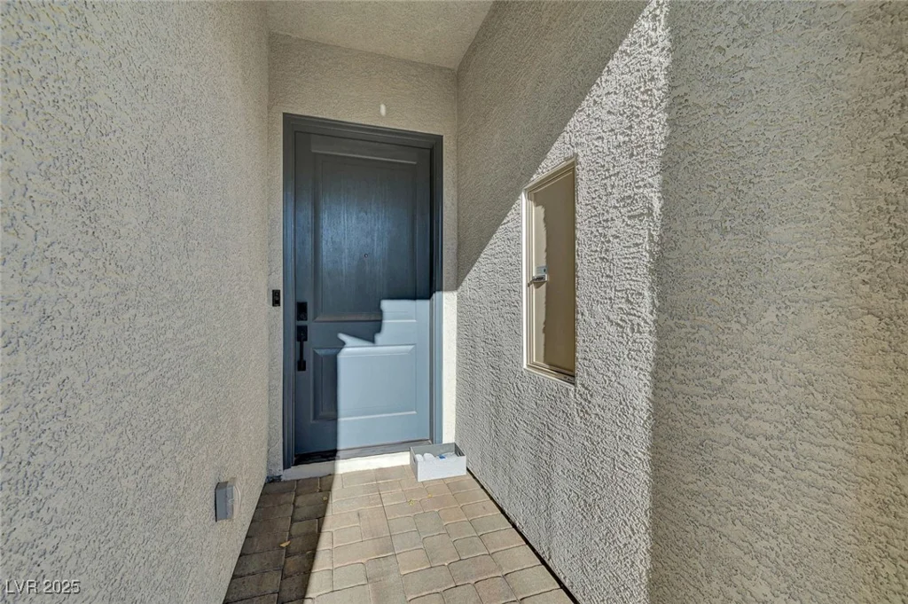 8946 Cassia Winds, Las Vegas, NV 89166