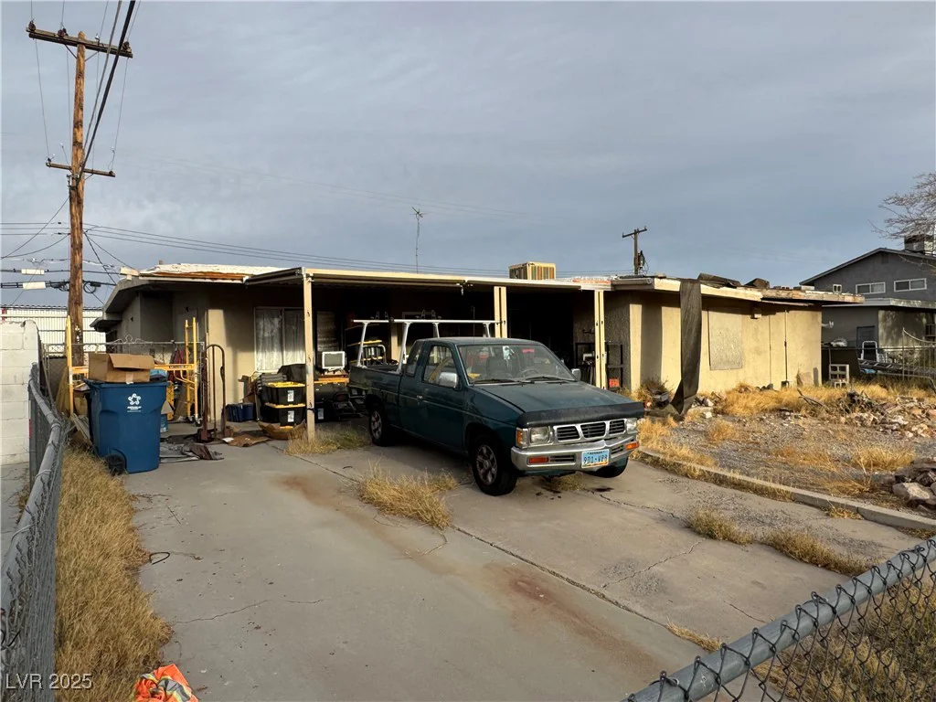 2721 Howard, Las Vegas, NV 89104