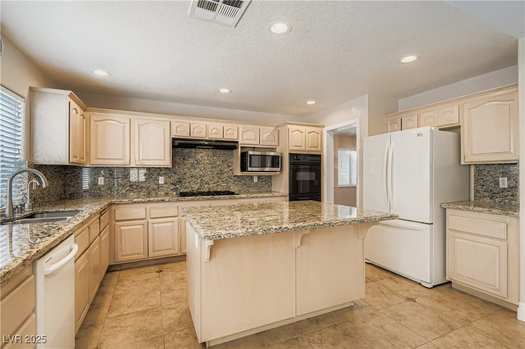7912 Magnolia Glen, Las Vegas, NV 89128