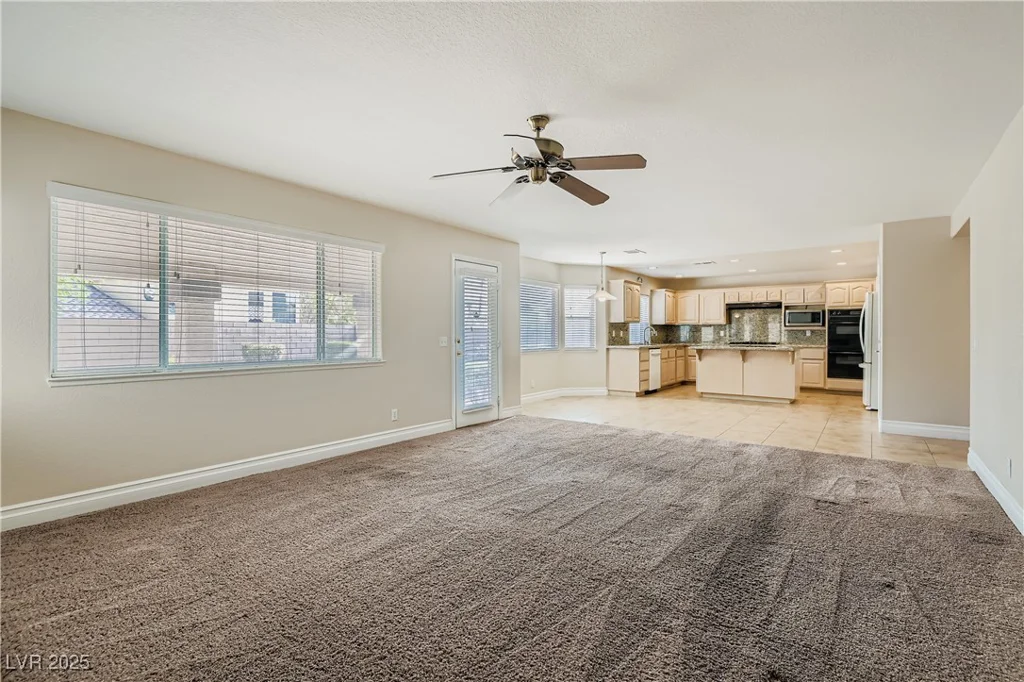 7912 Magnolia Glen, Las Vegas, NV 89128