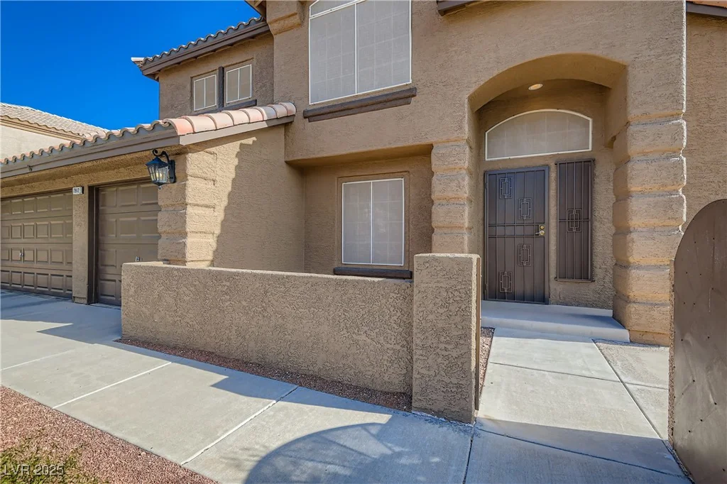 7912 Magnolia Glen, Las Vegas, NV 89128