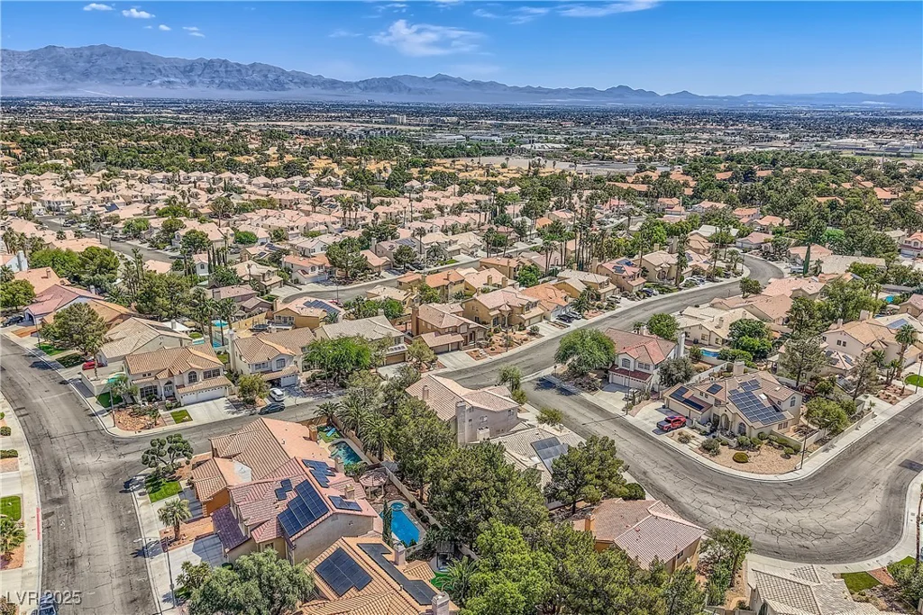 7912 Magnolia Glen, Las Vegas, NV 89128