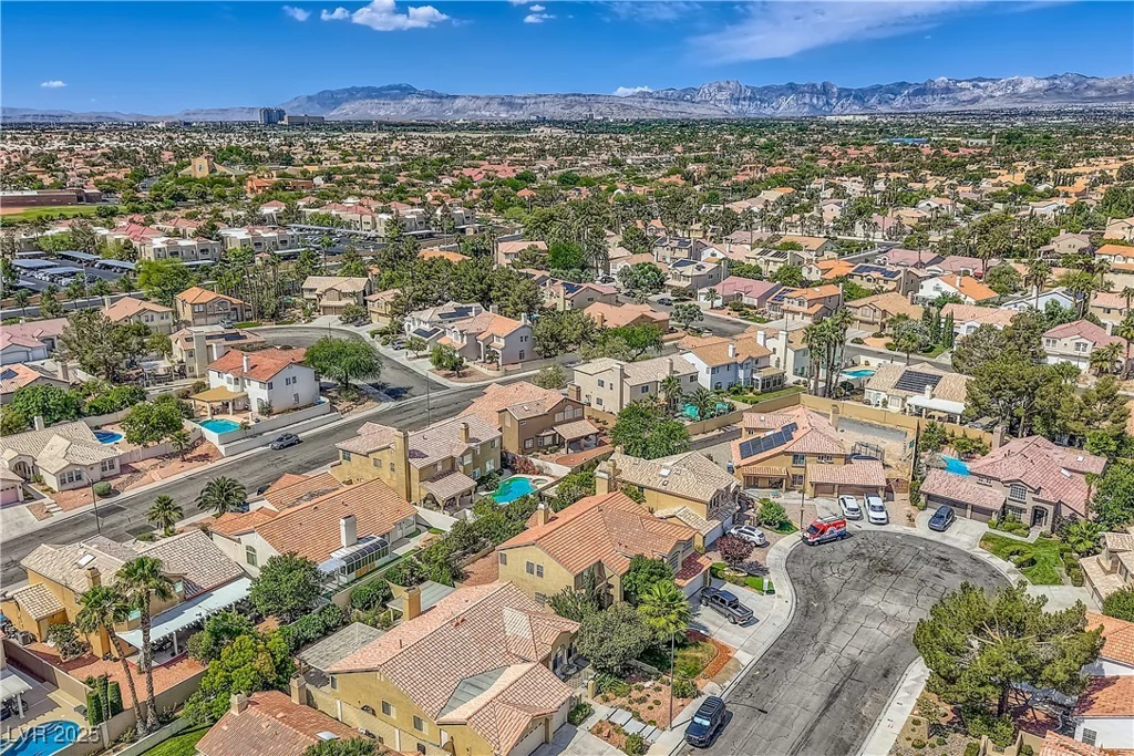 7912 Magnolia Glen, Las Vegas, NV 89128