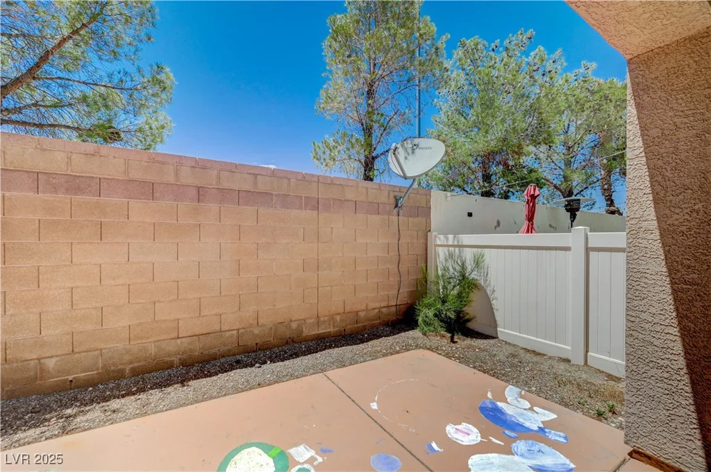 7521 Garden Village, Las Vegas, NV 89113