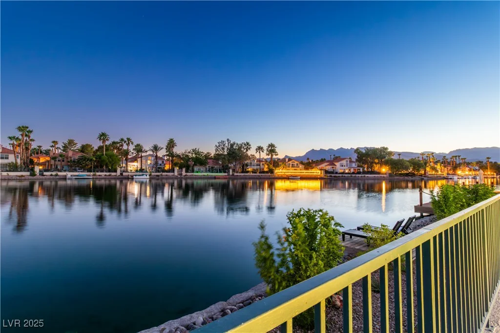 2941 Harbor Cove, Las Vegas, NV 89128