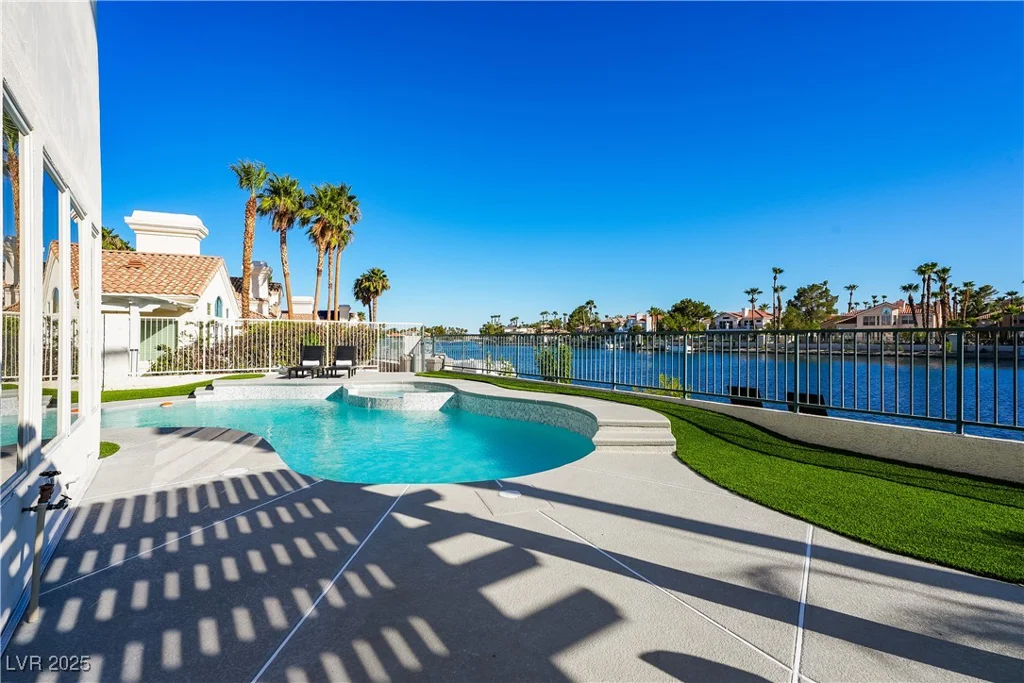 2941 Harbor Cove, Las Vegas, NV 89128