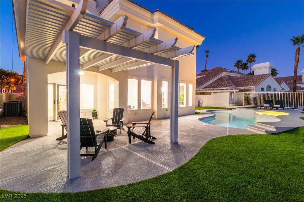 2941 Harbor Cove, Las Vegas, NV 89128