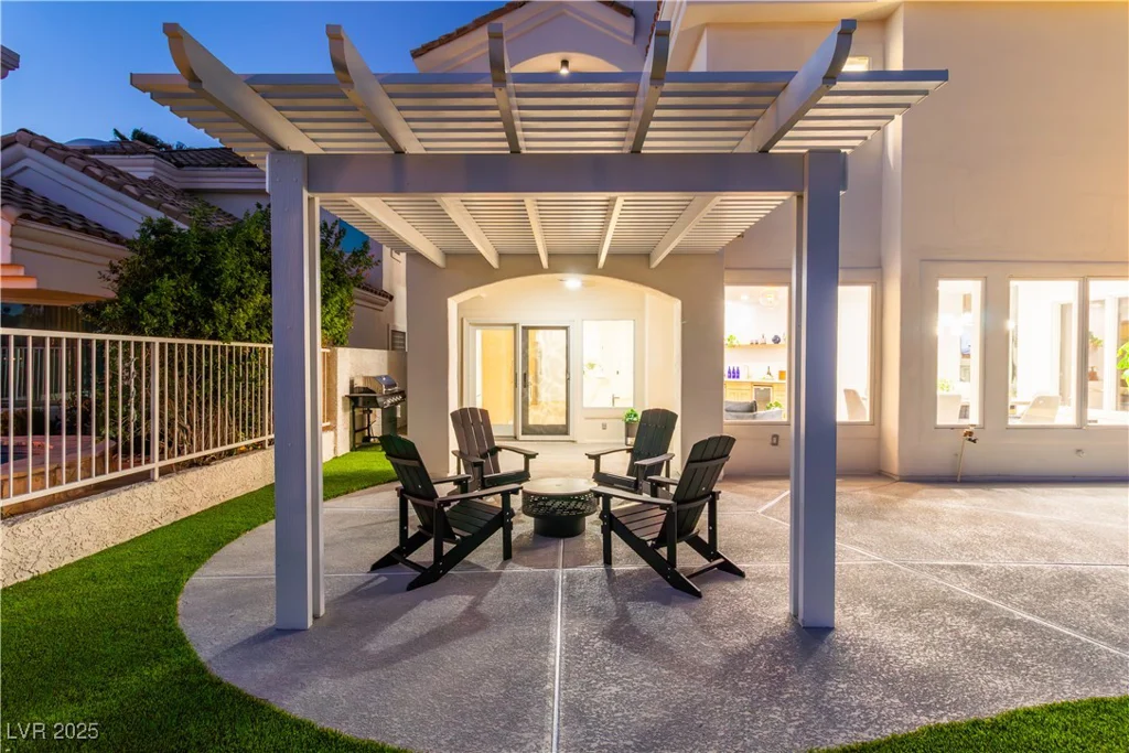 2941 Harbor Cove, Las Vegas, NV 89128