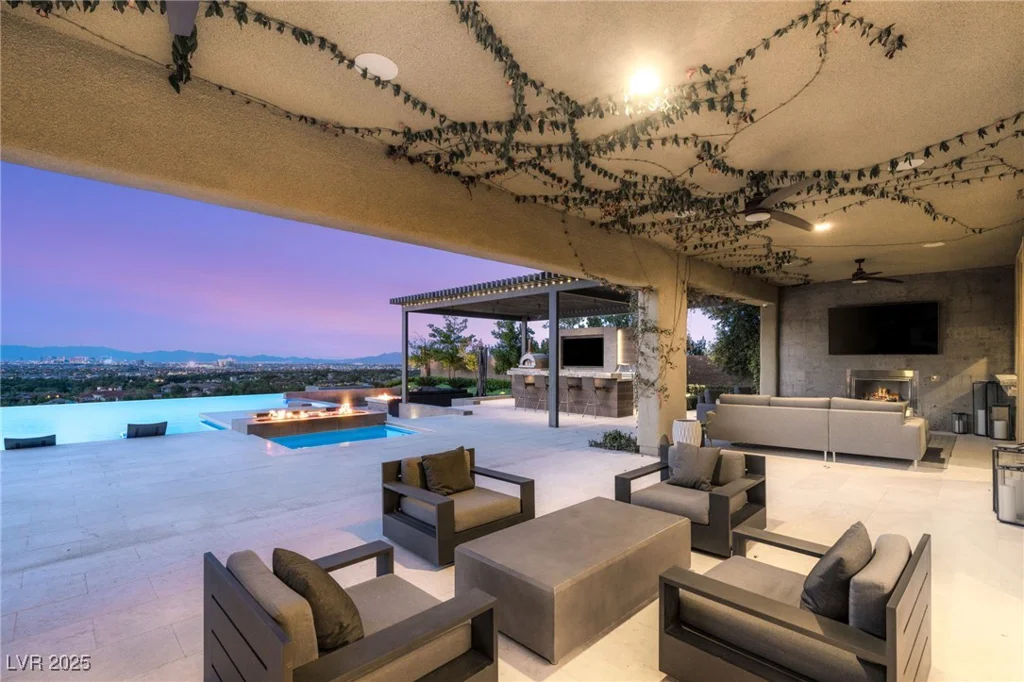 34 OLYMPIA OUTLOOK, Las Vegas, NV 89141