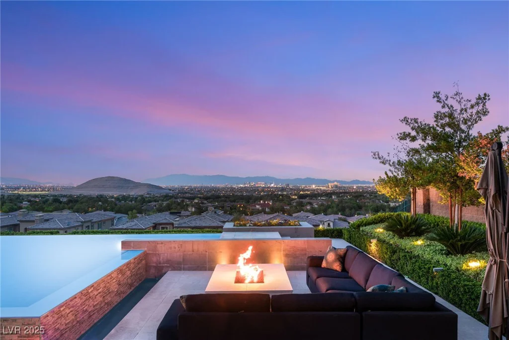 34 OLYMPIA OUTLOOK, Las Vegas, NV 89141