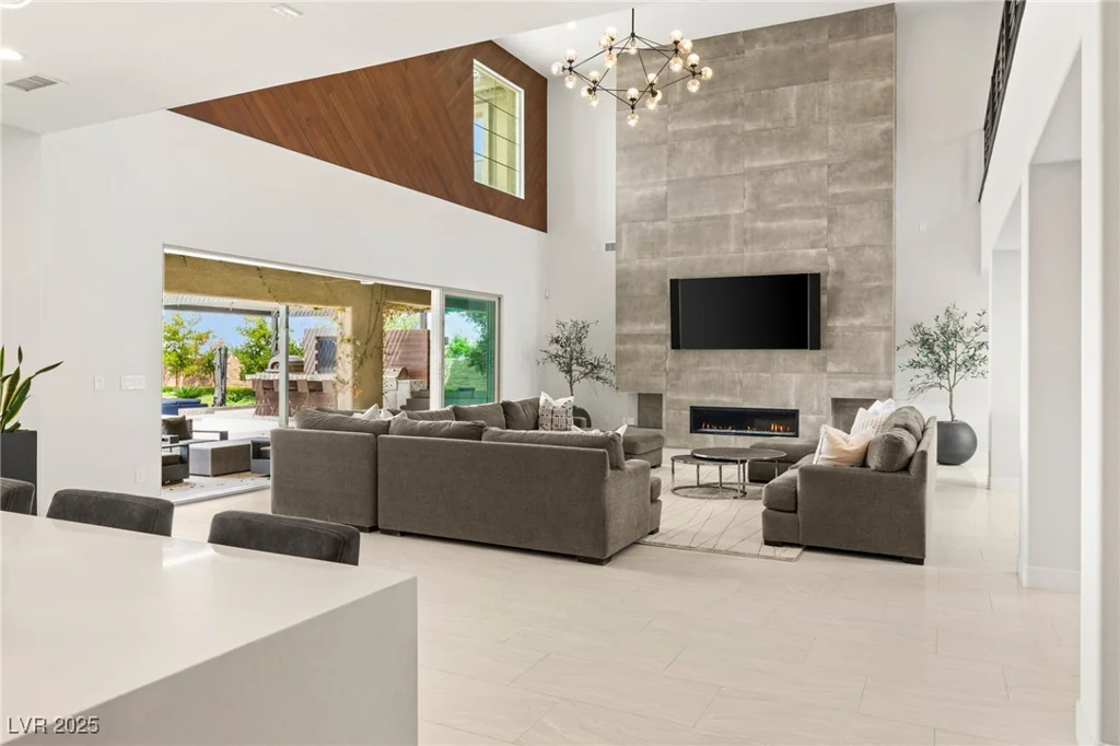 34 OLYMPIA OUTLOOK, Las Vegas, NV 89141