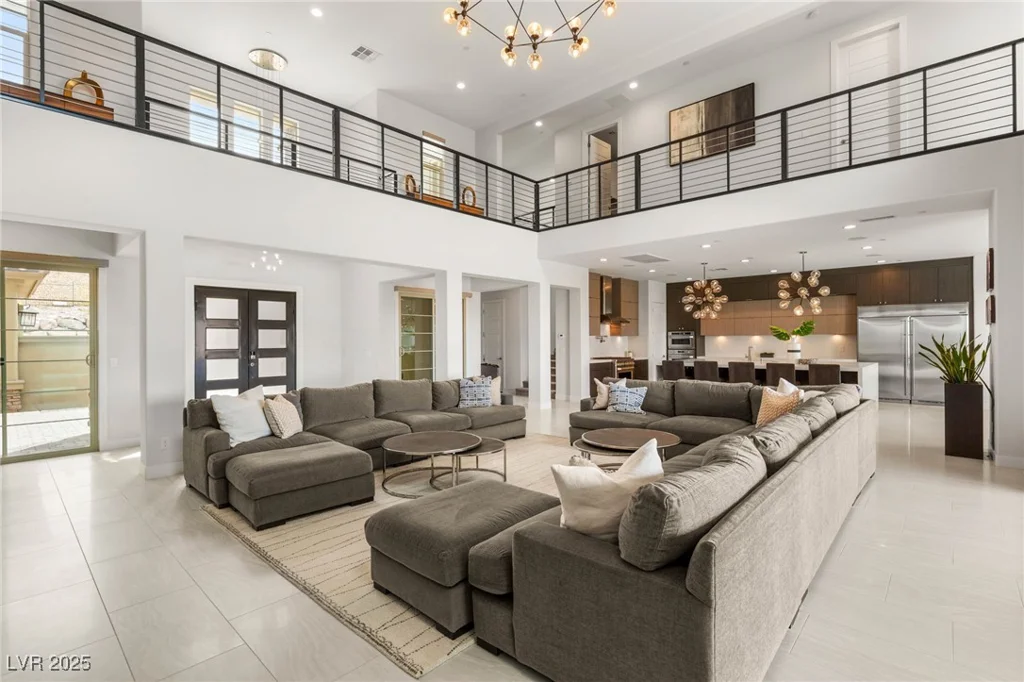 34 OLYMPIA OUTLOOK, Las Vegas, NV 89141